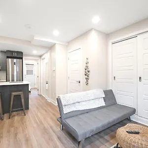 Elegant 1bdr In Heart Of Plateau B , Montreal Canada